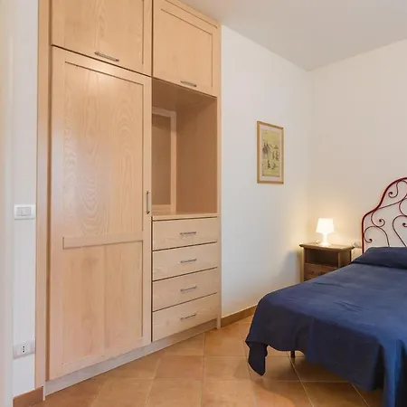 Two Family - Large Garden, View, Shared Pool *