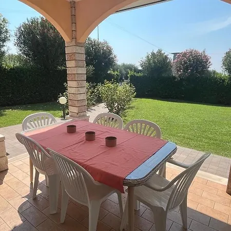 Two Family - Large Garden, View, Shared Pool *